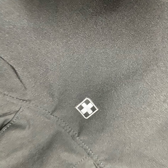 Swiss tech pullover half zip - Picture 4 of 4